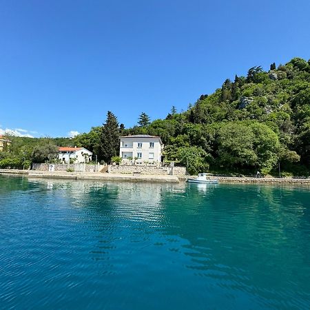Villa Lovorka By Villa Eva Omišalj Eksteriør bilde
