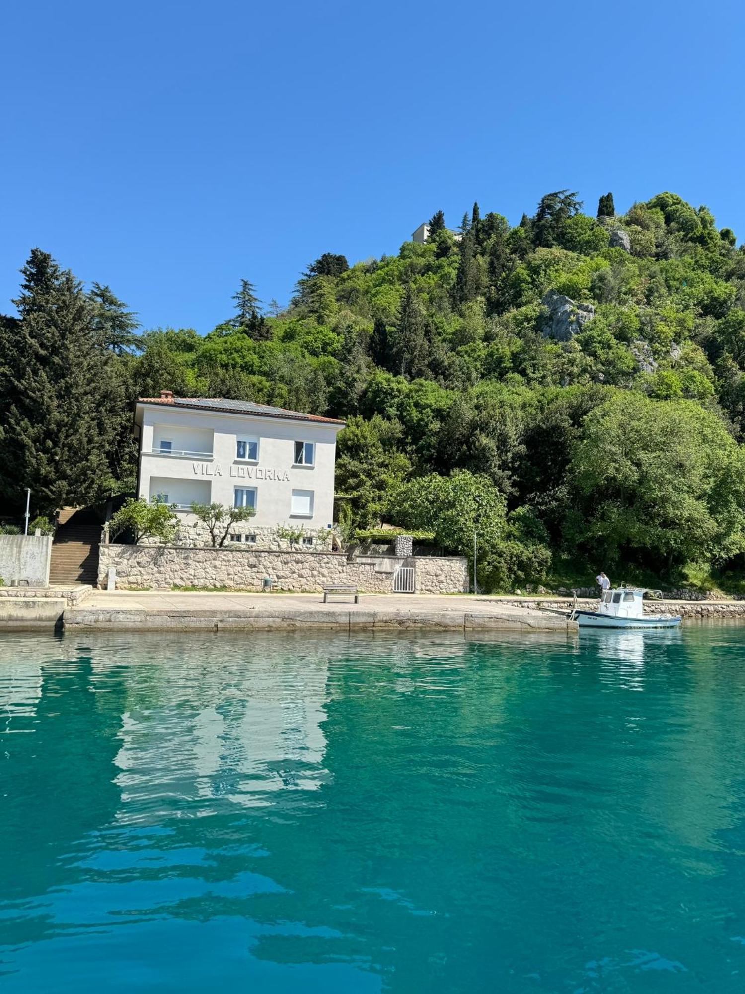 Villa Lovorka By Villa Eva Omišalj Eksteriør bilde