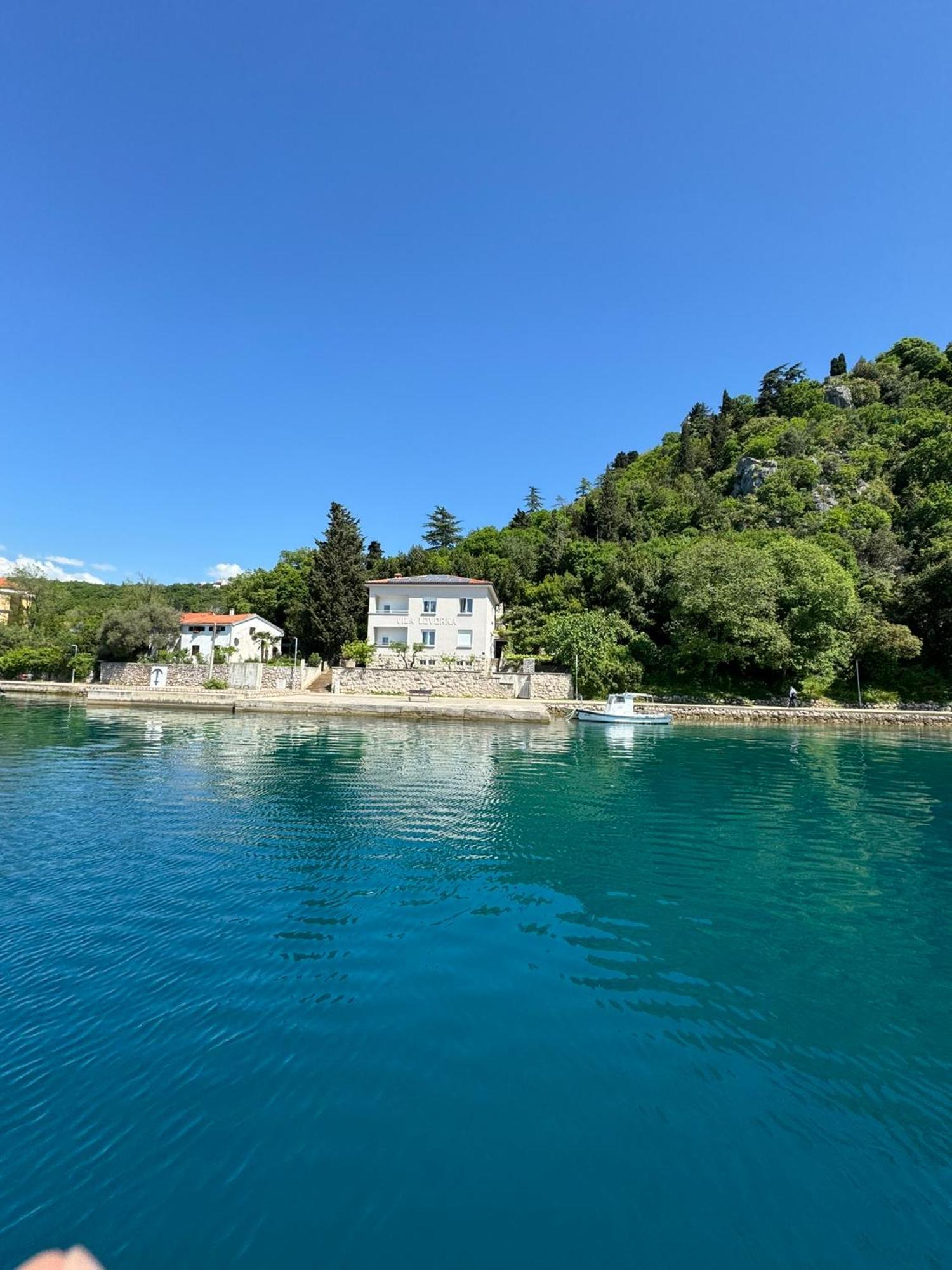 Villa Lovorka By Villa Eva Omišalj Eksteriør bilde